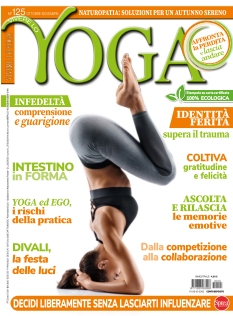 Copertina di Vivere lo Yoga  del 